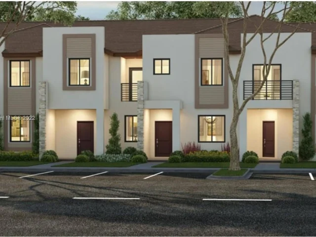 949 NE 211th St # 949, Miami FL 33179