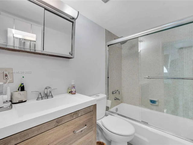 4502 N Federal Hwy # 229D, Lighthouse Point FL 33064