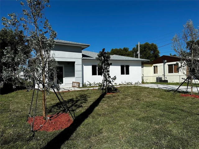 1311 NW 52nd St, Miami FL 33142