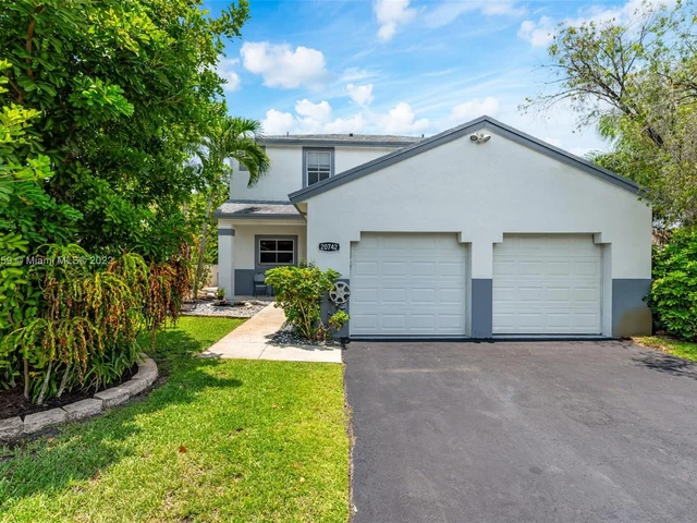 20742 NW 3rd Ct, Pembroke Pines FL 33029