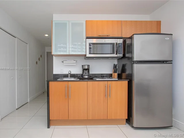 1750 N Bayshore Dr # 1104, Miami FL 33132