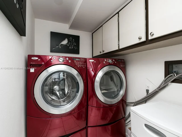 920 NE 26th Ave # 920, Hallandale Beach FL 33009