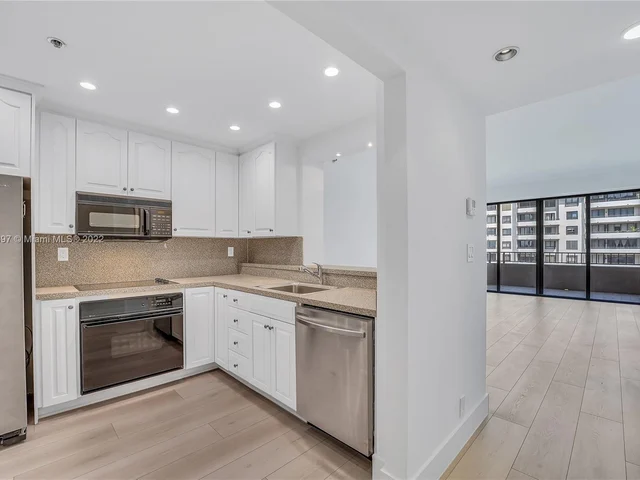 201 Crandon Blvd # 720, Key Biscayne FL 33149