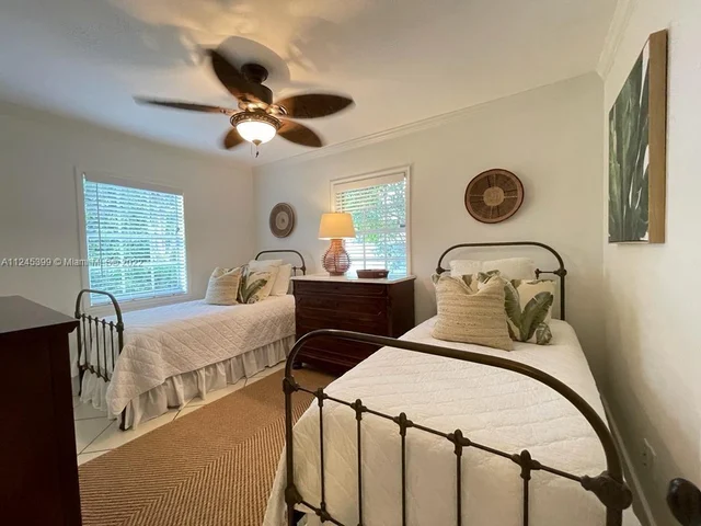 515 Woodcrest Rd, Key Biscayne FL 33149