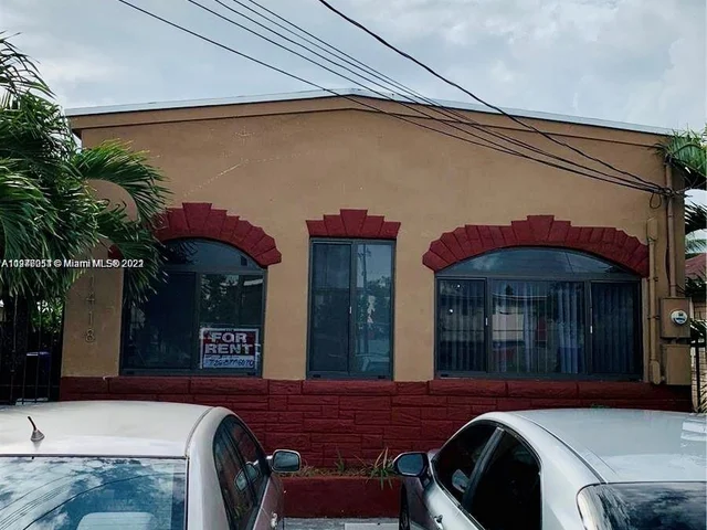 1418 NW 35th St, Miami FL 33142