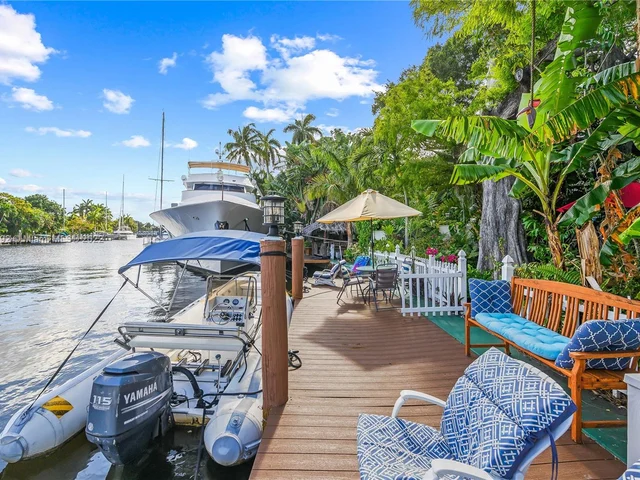 918 Tequesta St, Fort Lauderdale FL 33312