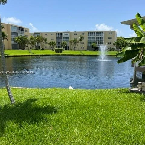 206 SE 10th St # 305, Dania Beach FL 33004