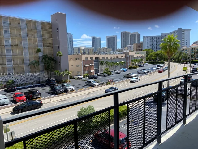 401 Golden Isles Dr # 304, Hallandale Beach FL 33009