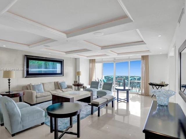 20201 E Country Club Dr # 1508, Aventura FL 33180