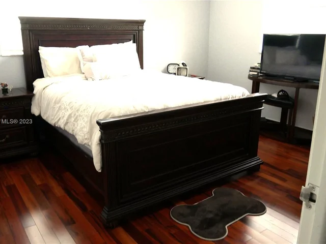 421 SW 61st Ave, Miami FL 33144