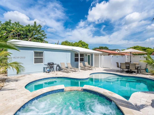 1631 N Andrews Sq, Fort Lauderdale FL 33311