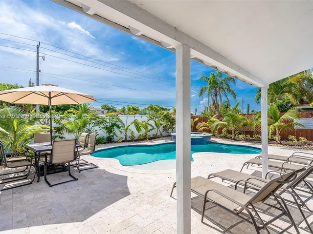 1631 N Andrews Sq, Fort Lauderdale FL 33311