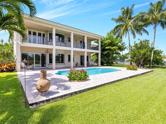 8530 Skybar Lake Cv, Boynton Beach FL 33473