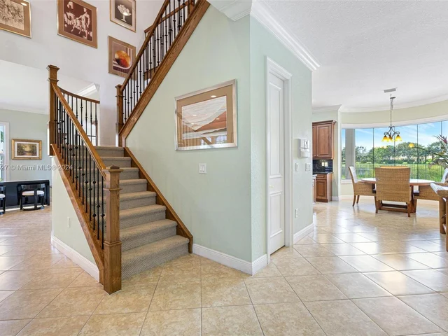 8530 Skybar Lake Cv, Boynton Beach FL 33473