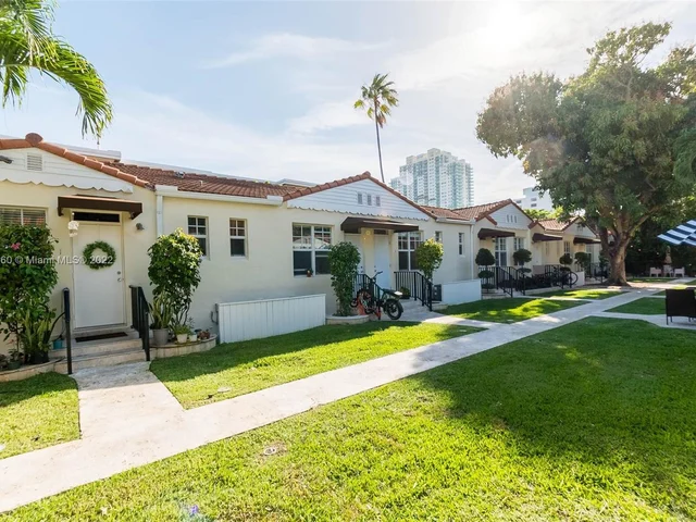 814 Lenox Ave # 4, Miami Beach FL 33139