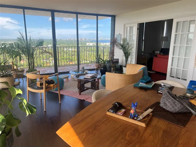 780 NE 69th St # 2010, Miami FL 33138