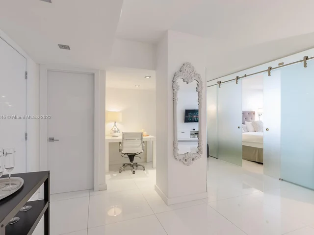 100 Lincoln Rd # 835, Miami Beach FL 33139