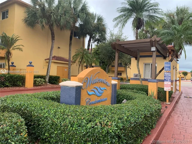 14951 SW 82nd Ln # 303, Miami FL 33193