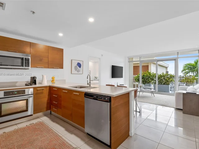 3250 NE 1st Ave # 605, Miami FL 33137