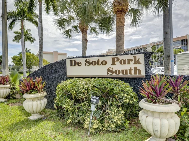 501 Three Islands Blvd # 515, Hallandale Beach FL 33009