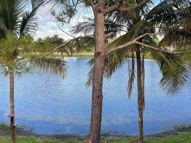 1600 Windorah Way # F, West Palm Beach FL 33411