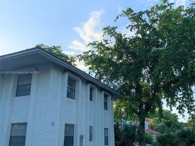 2310 Coral Springs Dr # B7, Coral Springs FL 33065