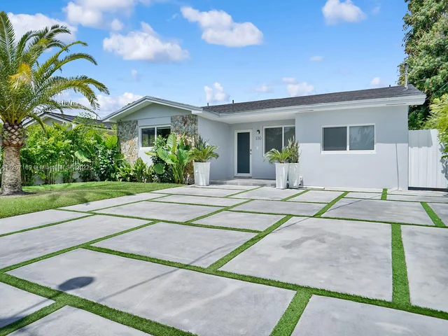 330 SW 49th Ave, Miami FL 33134