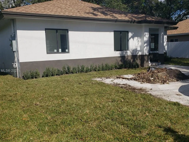 13601 NW 12th Ave, Miami FL 33168