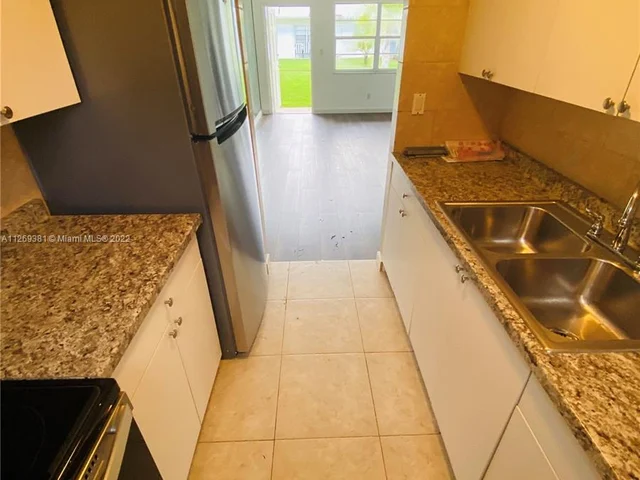 6191 SW 37th St # 106, Davie FL 33314