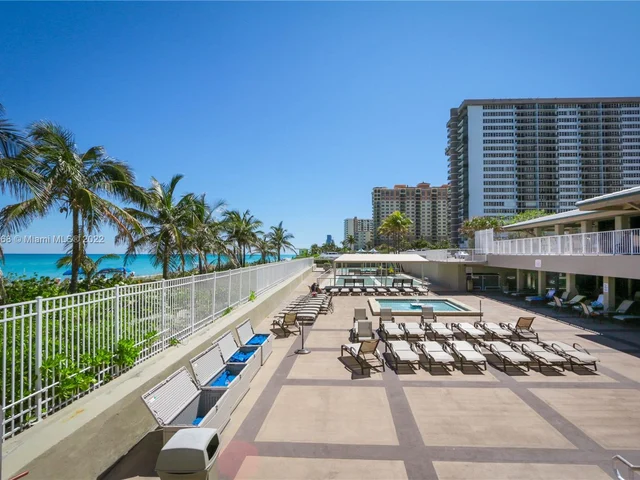 1985 S Ocean Dr, Hallandale Beach FL 33009