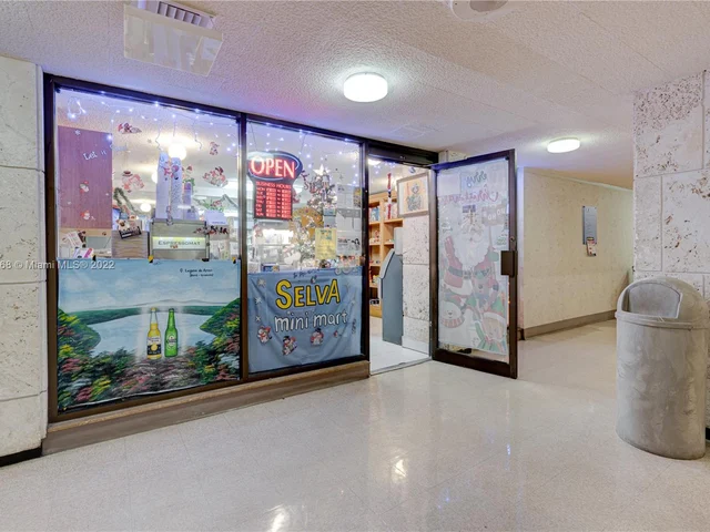 1985 S Ocean Dr, Hallandale Beach FL 33009