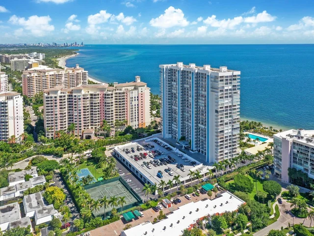 881 Ocean Dr # L1, Key Biscayne FL 33149