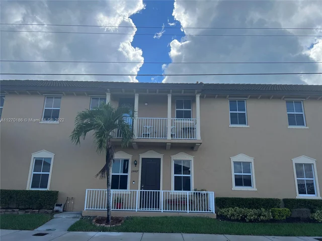 24467 SW 117 AV, Homestead FL 33032