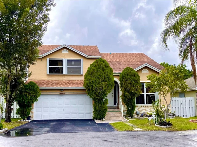 1171 SW 109th Ln, Davie FL 33324