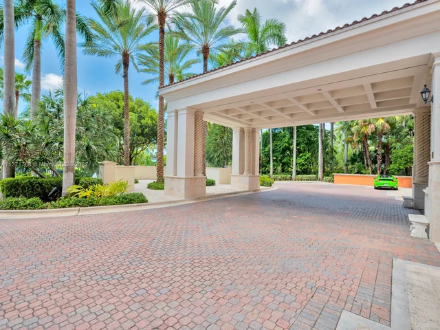 781 Crandon Blvd # 1201, Key Biscayne FL 33149