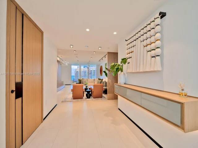 781 Crandon Blvd # 1201, Key Biscayne FL 33149