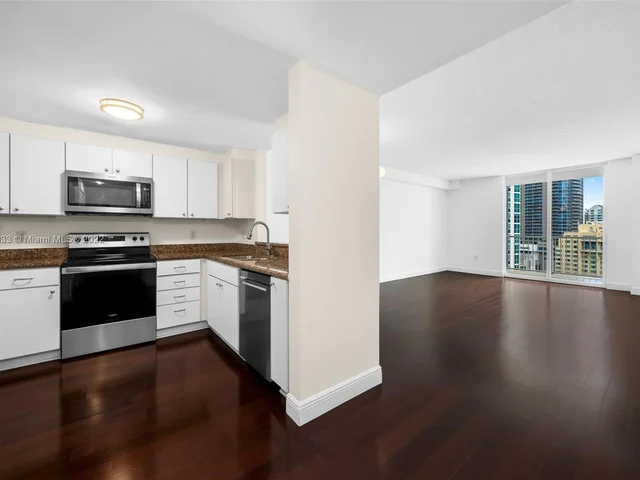 1250 S Miami Ave # 2212, Miami FL 33130