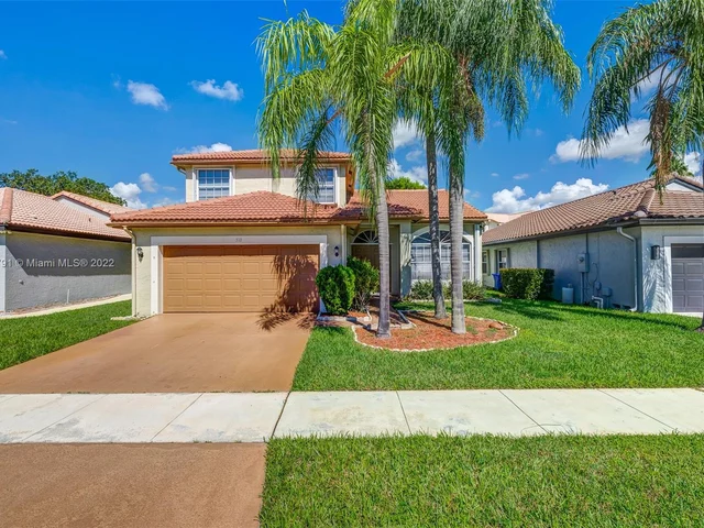 510 SW 181st Ave, Pembroke Pines FL 33029