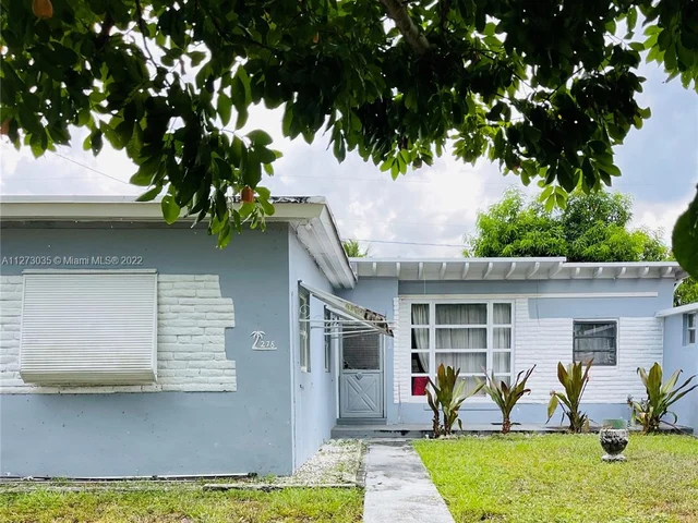 278 NW 108th Ter, Miami FL 33168
