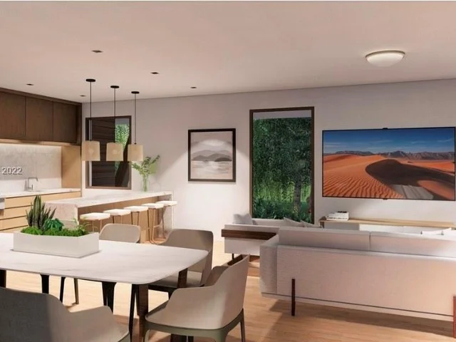 737 NW 30th St, Miami FL 33127