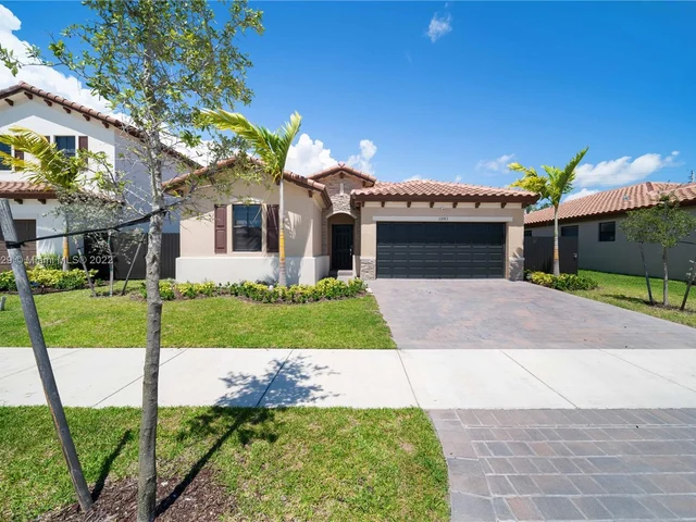 11883 SW 232nd Ln, Miami FL 33032