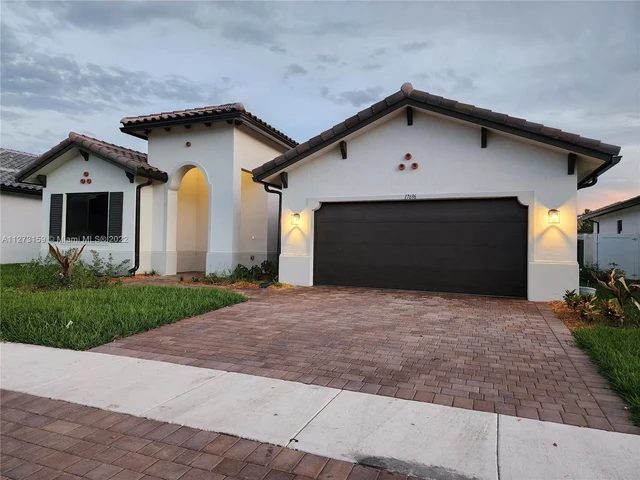 17696 SW 45th St, Miramar FL 33029