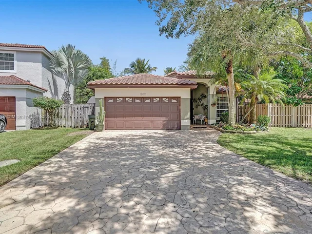 5011 NW 54th St, Coconut Creek FL 33073
