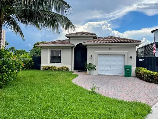 27260 SW 135th Ave, Homestead FL 33032