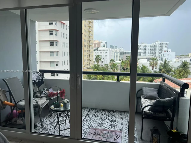 3200 Collins Ave # 7, Miami Beach FL 33140