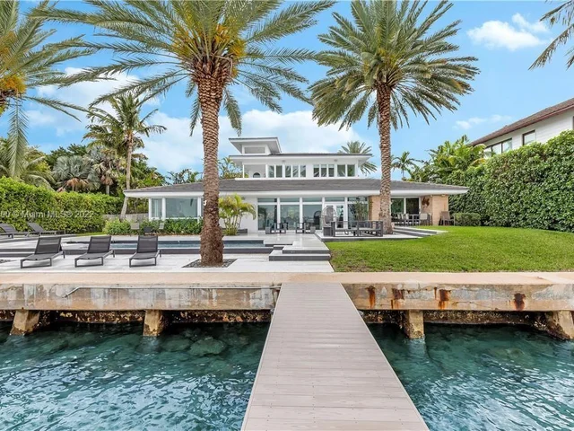 1001 N Shore Dr, Miami Beach FL 33141