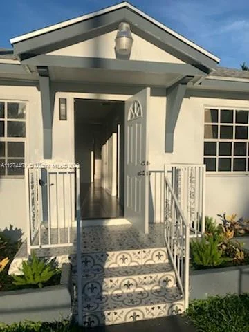8111 NW 15th Ave, Miami FL 33147