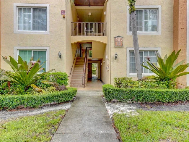 2113 Renaissance Blvd # 106, Miramar FL 33025