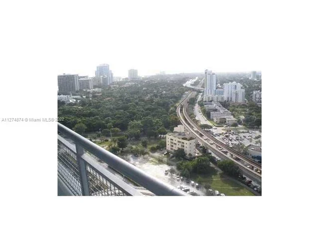 60 SW 13 ST # 2021, Miami FL 33130