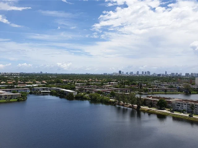 1301 NE Miami Gardens Dr, Miami FL 33179